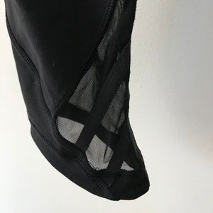 NEW Lululemon Crop Leggings Size 6